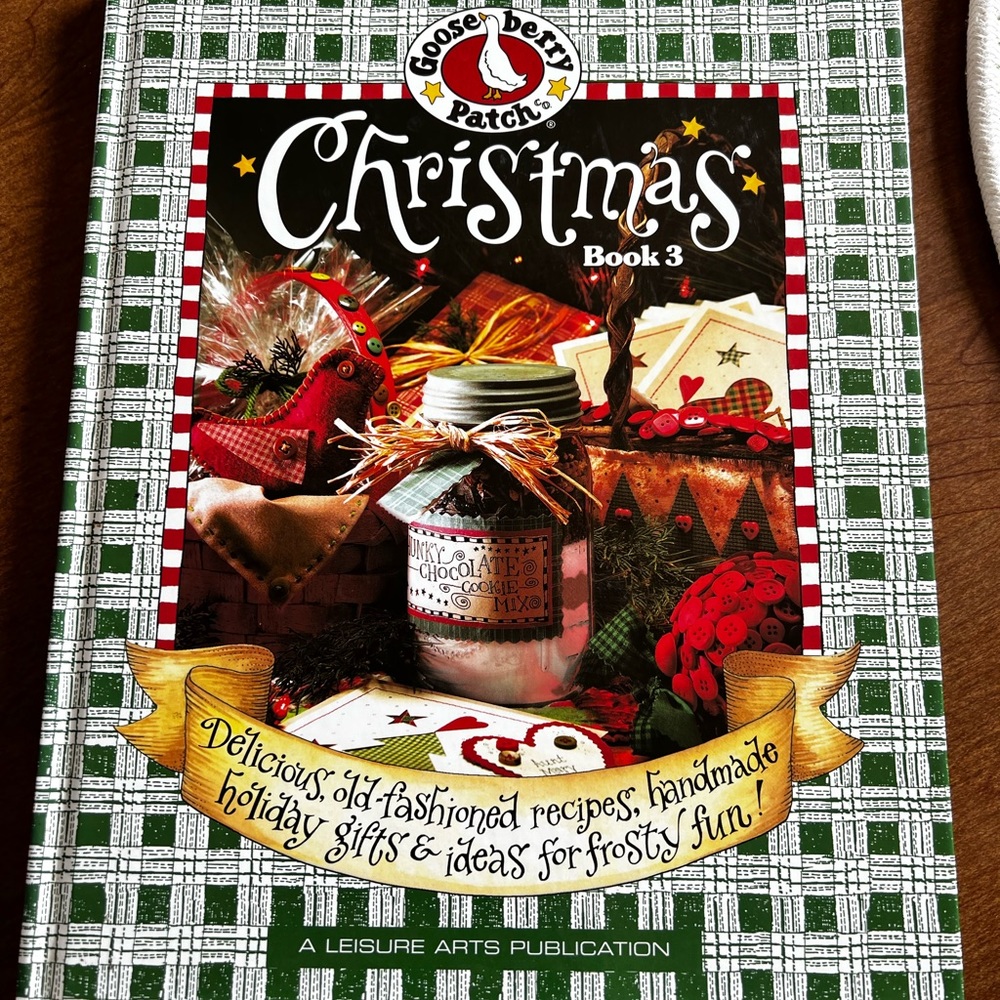 Gooseberry Patch Christmas Book 3